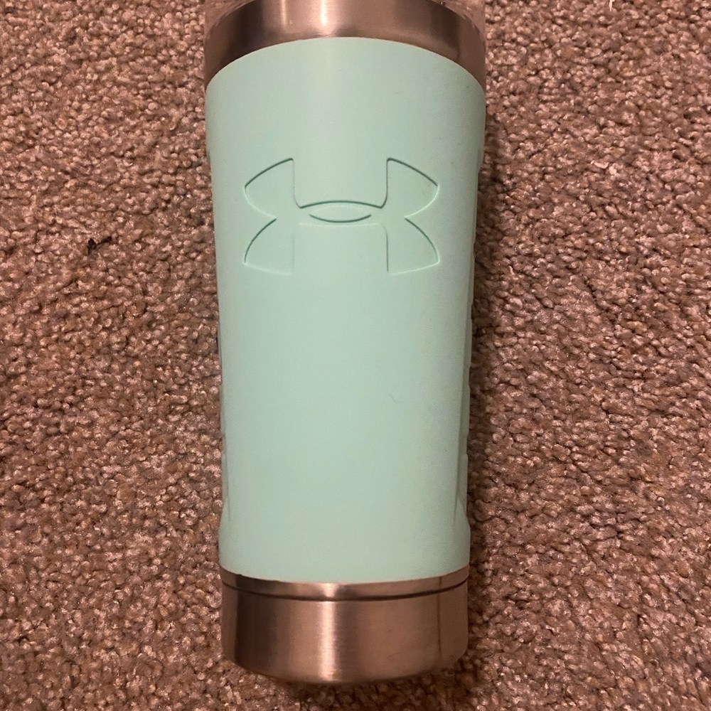 Under armor travel mug